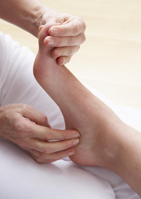 REFLEXOLOGY – with lower leg and foot massage